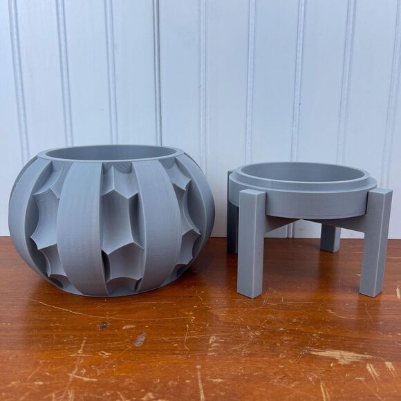 Erma Modern Indoor Planter Pot, Houseplant, Eco-friendly - Picture 7 of 9